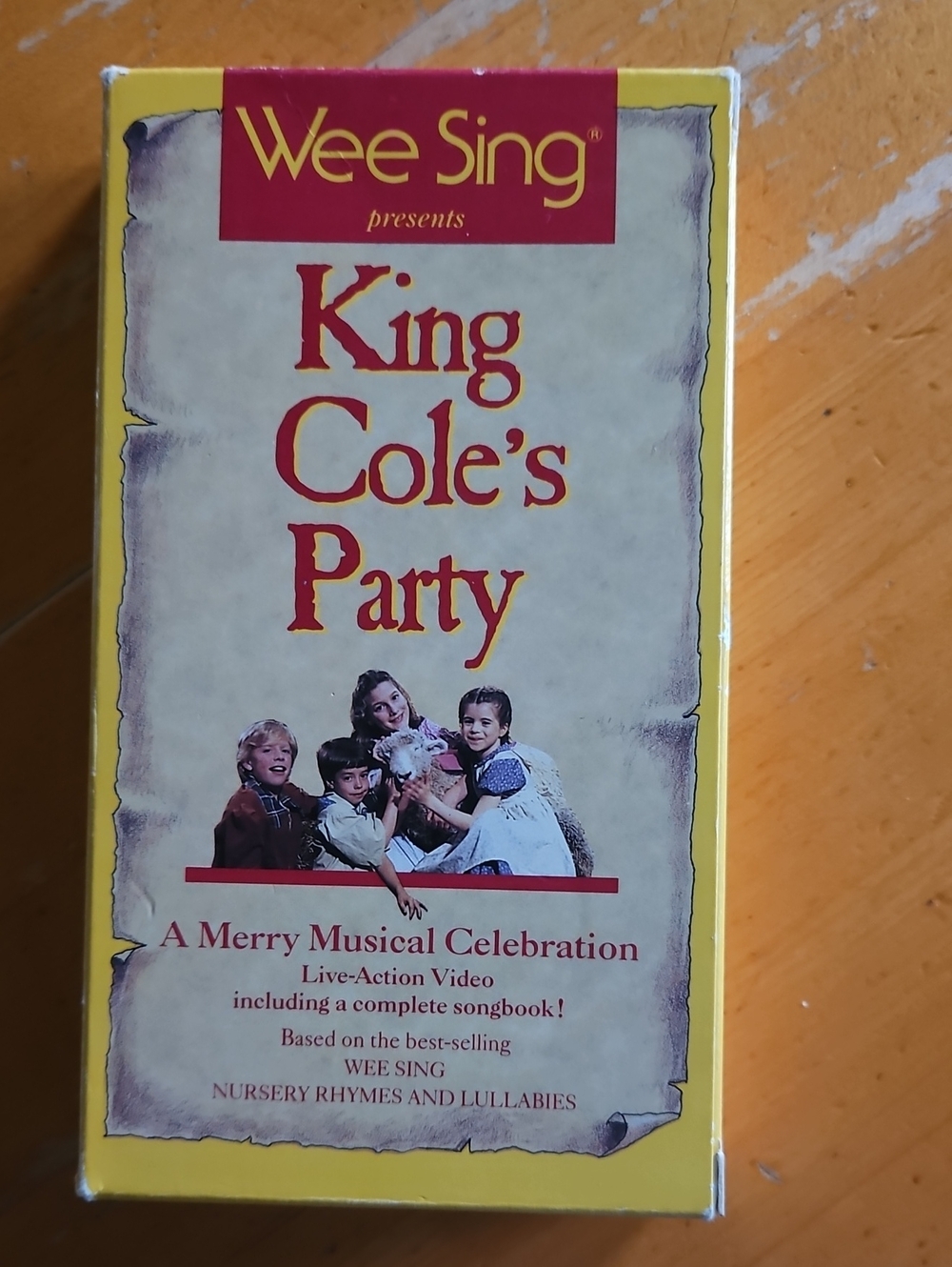 King Cole's Party - Yellow Family Musical Video